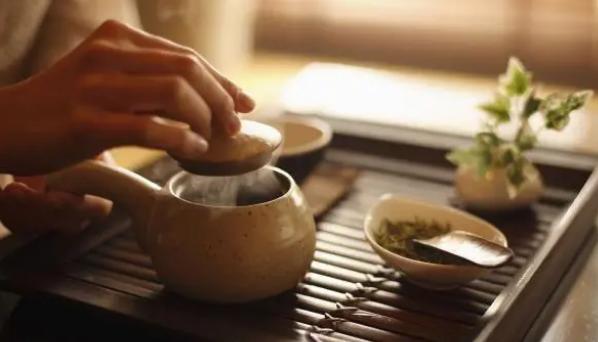 蔬菜中的“嘌呤大王”被揭晓？医生：这7种蔬菜尽量远离。