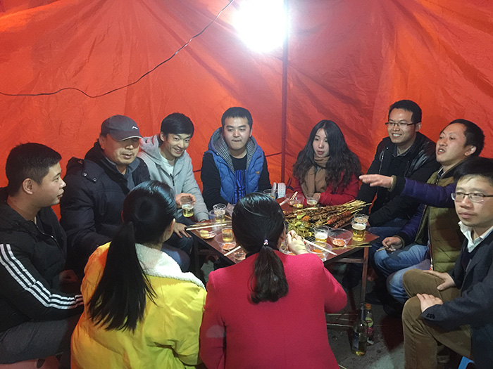 2016年2月20日 花果园S2区的邻里夜生活