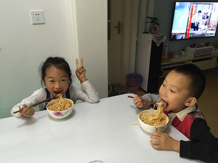 2016年11月1日 在晴天家为你们的童年庆祝 欢聚一堂