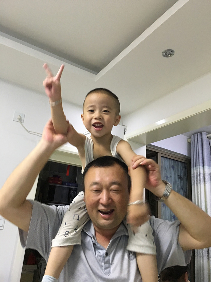 2016年11月1日 在晴天家为你们的童年庆祝 欢聚一堂