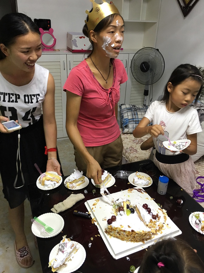 2016年11月1日 在晴天家为你们的童年庆祝 欢聚一堂