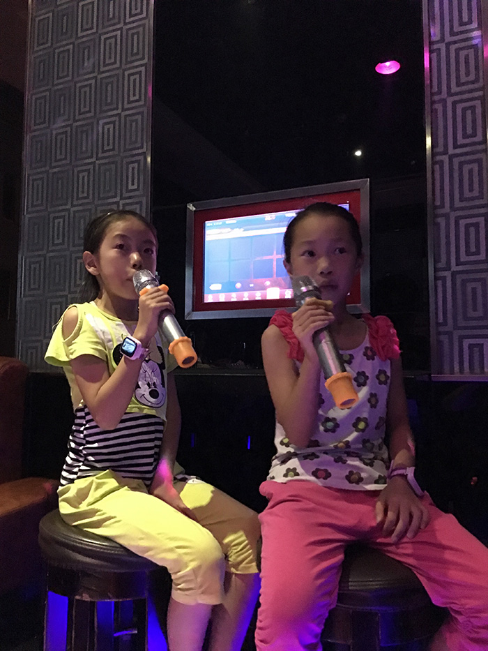 2017年8月12日 KTV的欢声笑语 一起快乐一起嗨