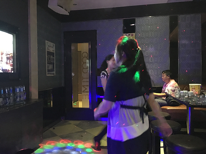 2017年8月12日 KTV的欢声笑语 一起快乐一起嗨