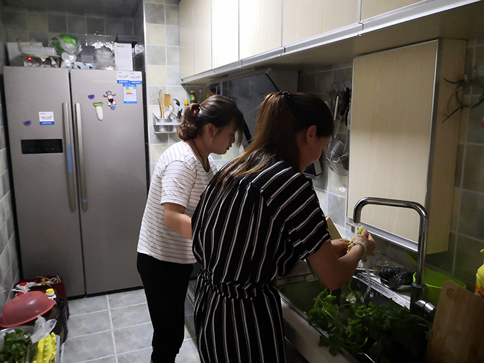 2019年6月8日 晴天家厨房靓丽的身影