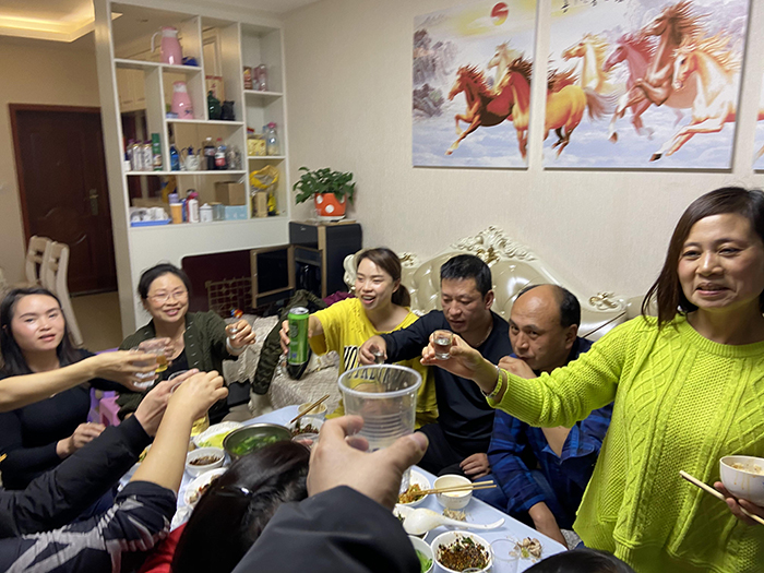 2020年4月24日 小河元琦林居的美食与帅哥美女们