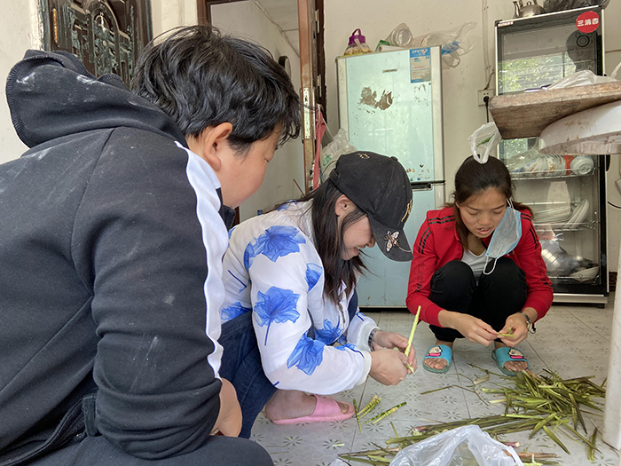 2020年4月27日 天河潭的笋子被美女们和谐了