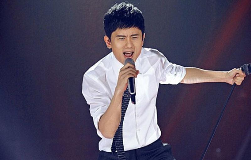 张杰倾情演唱《我要你》, 低吟浅唱悠扬歌声令人陶醉！
