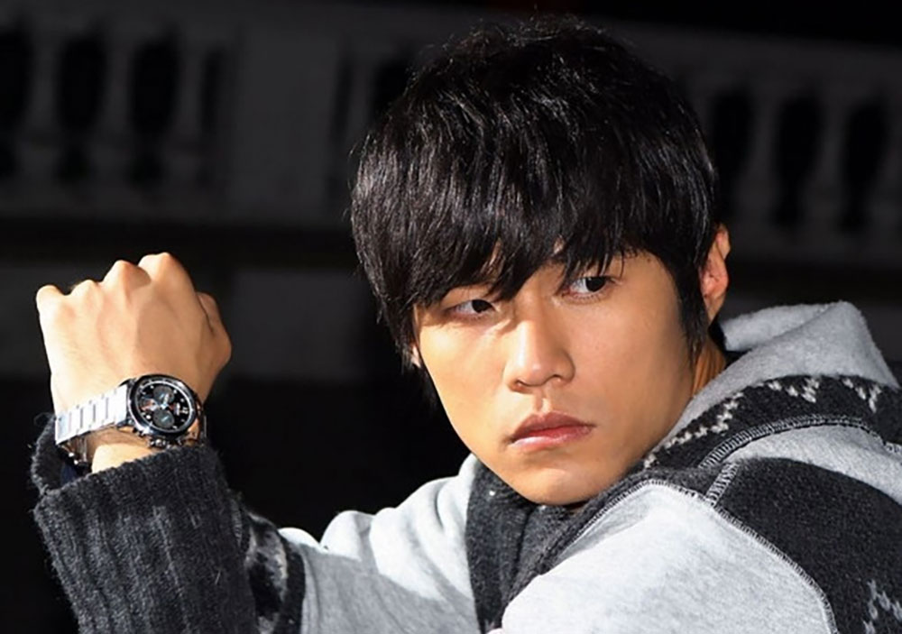 《我不配》周杰伦 - 我不配 MV 2160P修复版