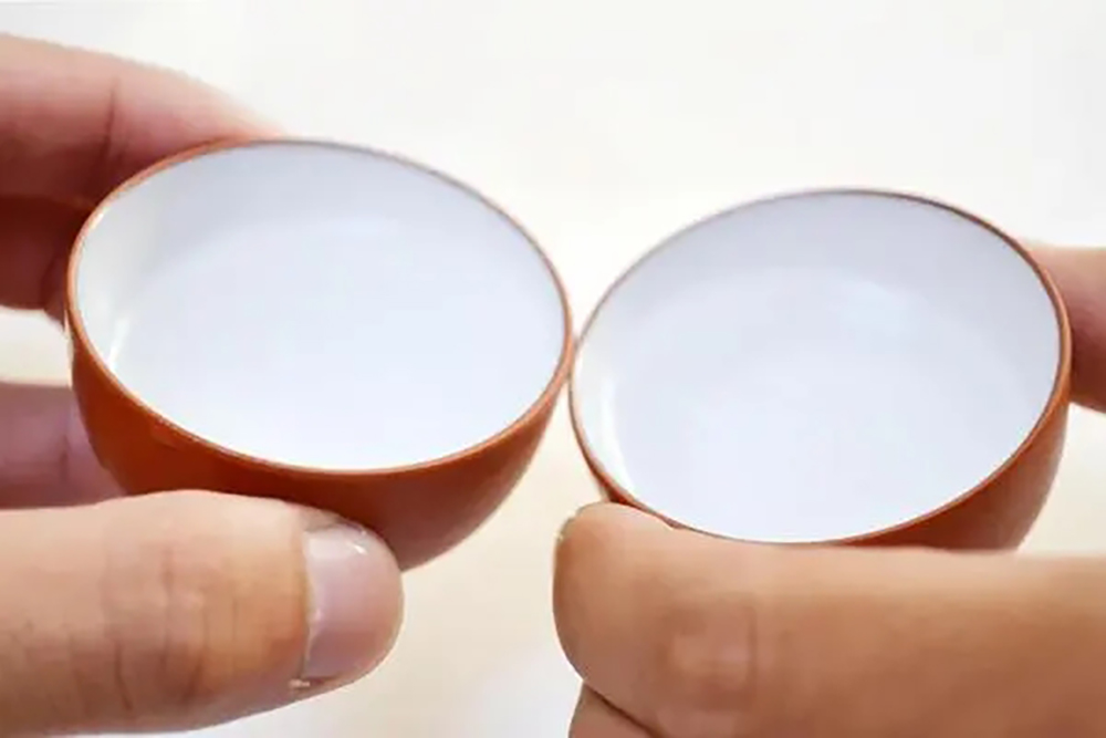 肝病年轻化，早期不痛不痒，但有7个症状应注意了。