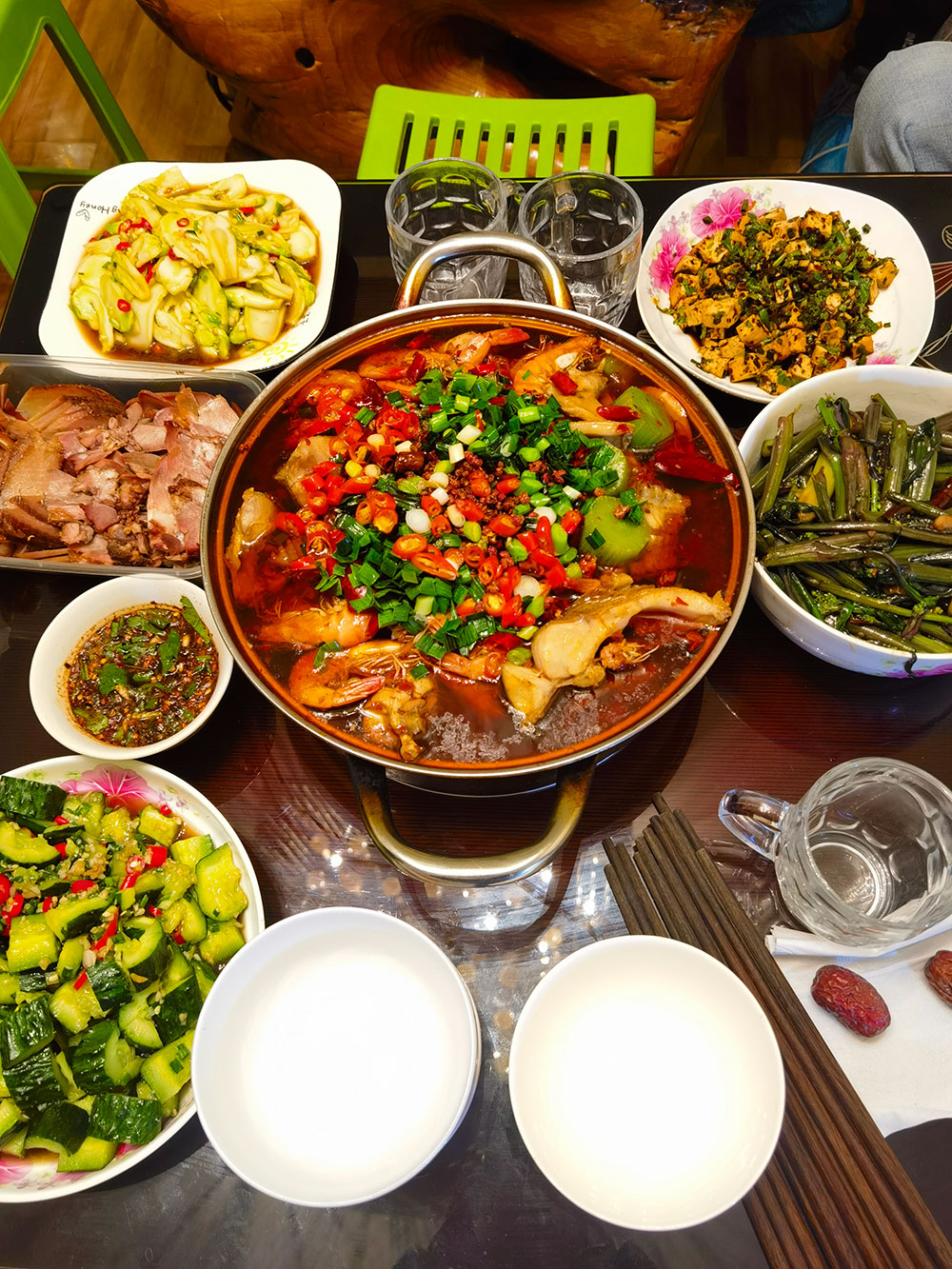 20240105 我们相约在金金家 享受美食 快乐满满。