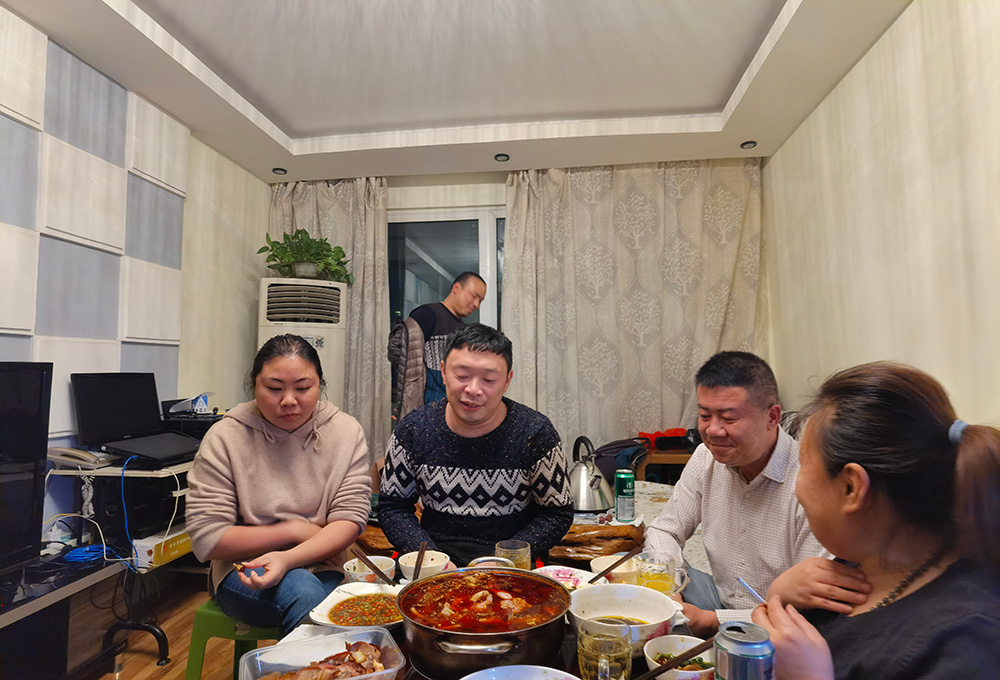 20240105 我们相约在金金家 享受美食 快乐满满。