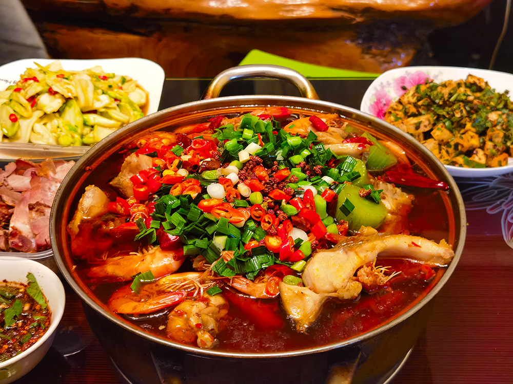 20240105 我们相约在金金家 享受美食 快乐满满。