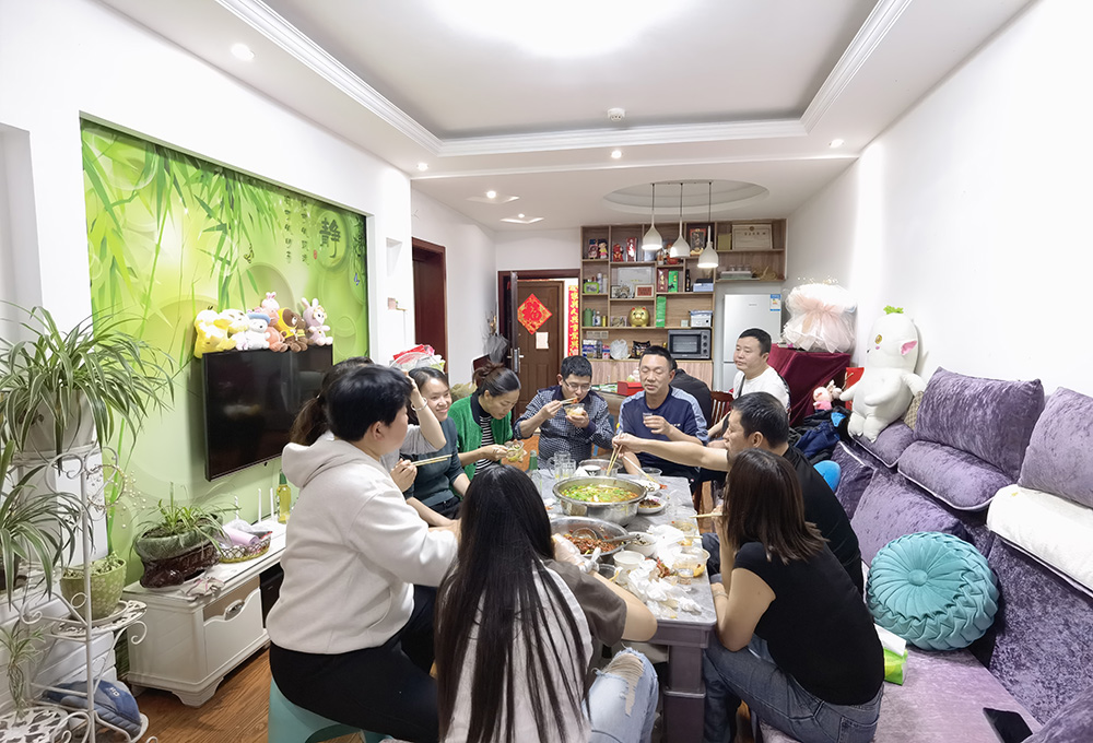 20240504 美味小龙虾 小莉姨妈家的美食棒棒哒 真停不下来了！