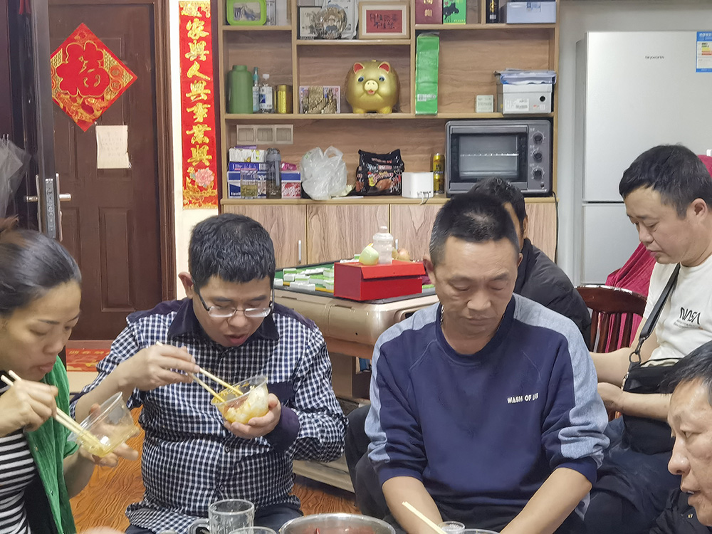 20240504 美味小龙虾 小莉姨妈家的美食棒棒哒 真停不下来了！