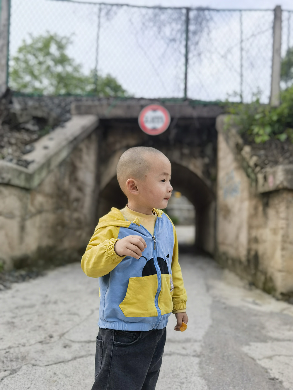 20240510 天河潭美景 螺蛳的美味 红衣美女就是这画面的亮点！