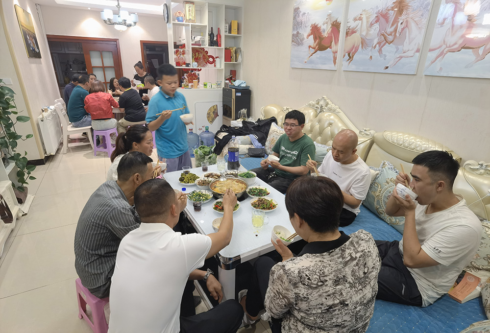 20240529 相约在小河五哥家 今天是个好日子 相聚是缘！