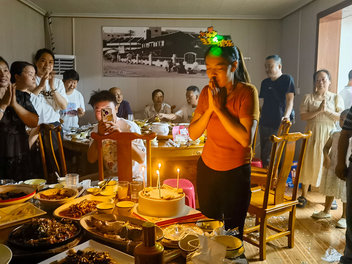 20240818 小莉姨妈生日Party视频