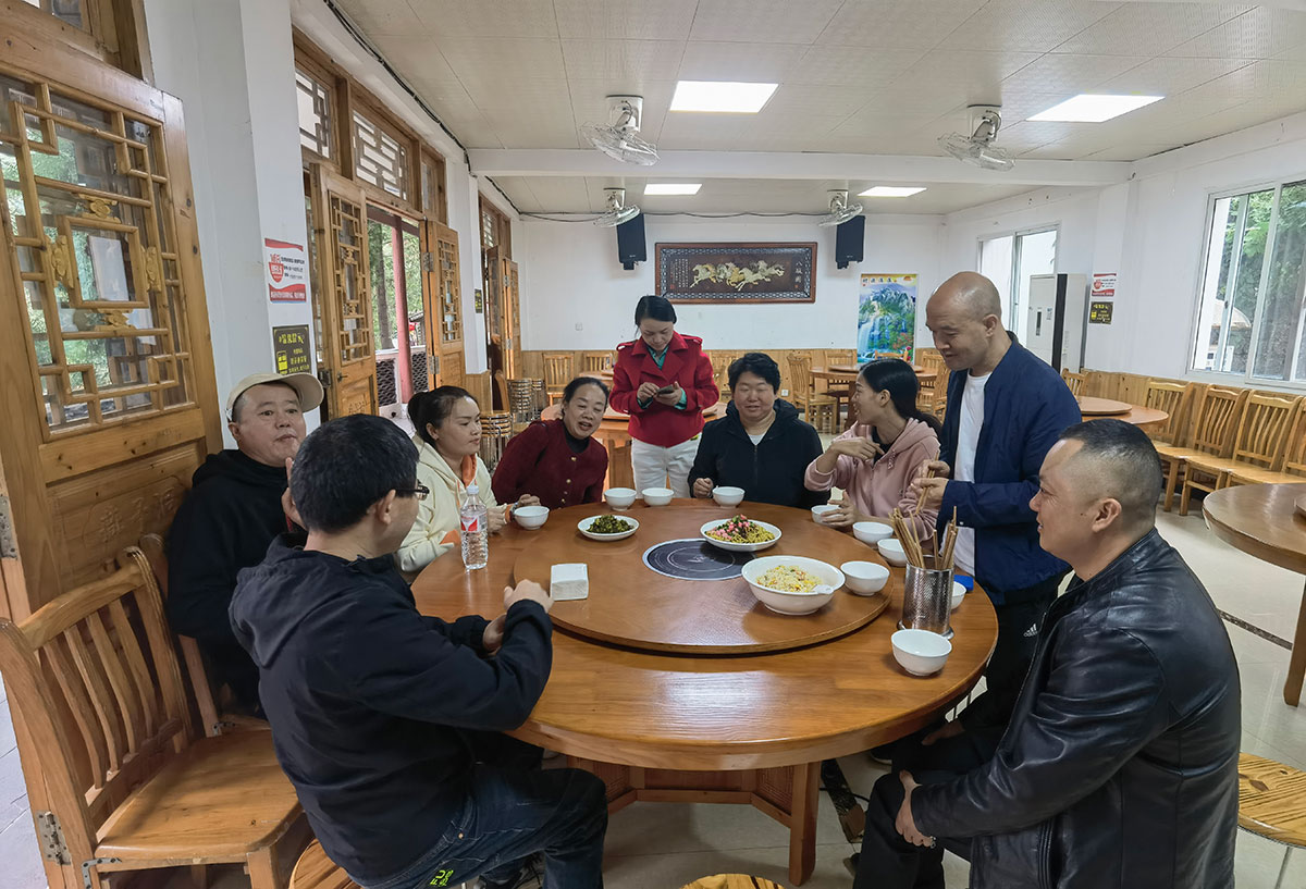 20241006 国庆假期相约在黔陶 沐浴阳光 享受野生菌的美味！